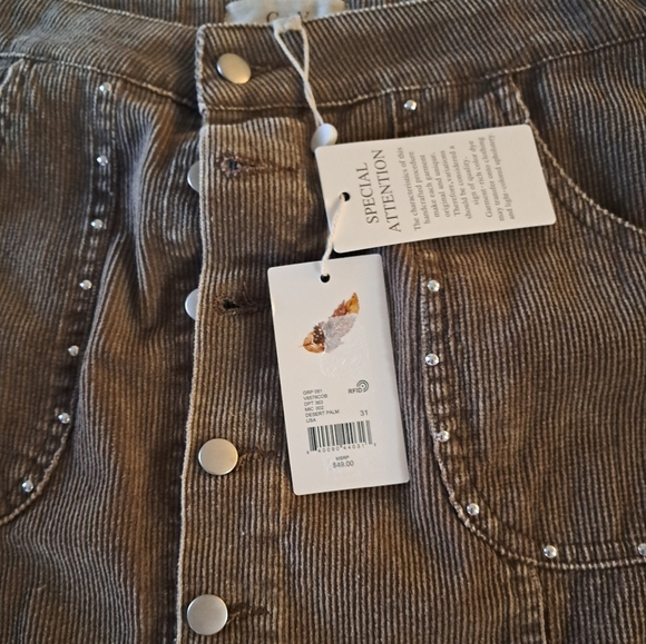 C & V Chelsea & Violet Mid Rise Studded Corduroy Mini Skirt in Brown. Sze. XL - Picture 3 of 5